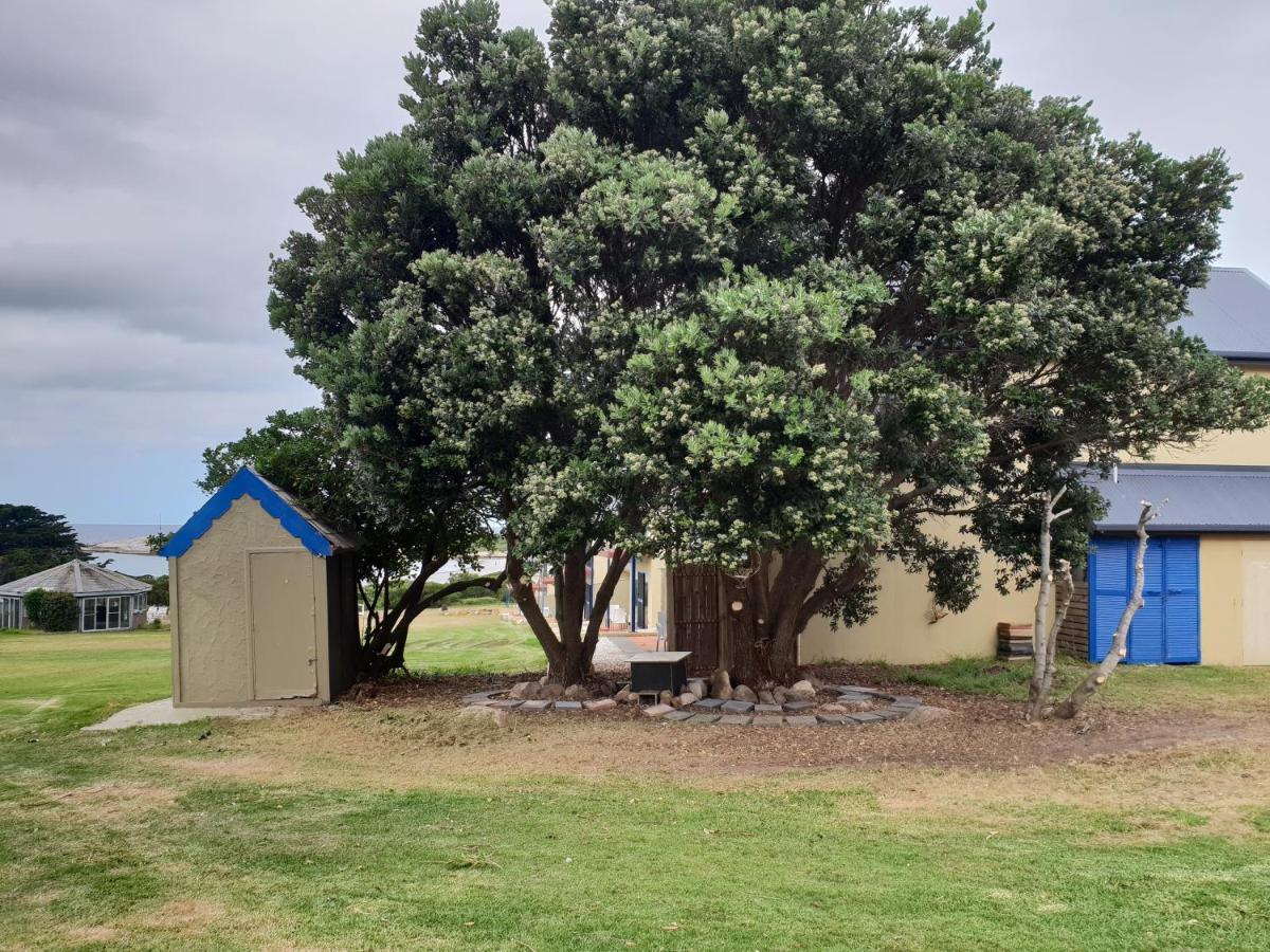 Diamond Island Resort, Restaurant & Bar And Penguin Show Resort